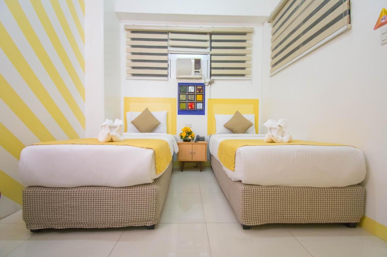 סבו Alicia Tower Residences (Adults Only) מראה חיצוני תמונה