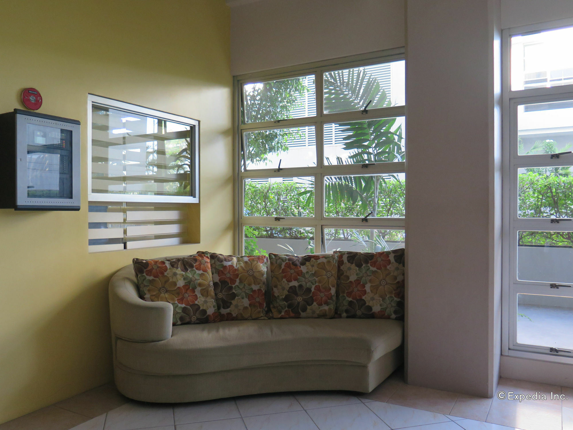 סבו Alicia Tower Residences (Adults Only) מראה חיצוני תמונה