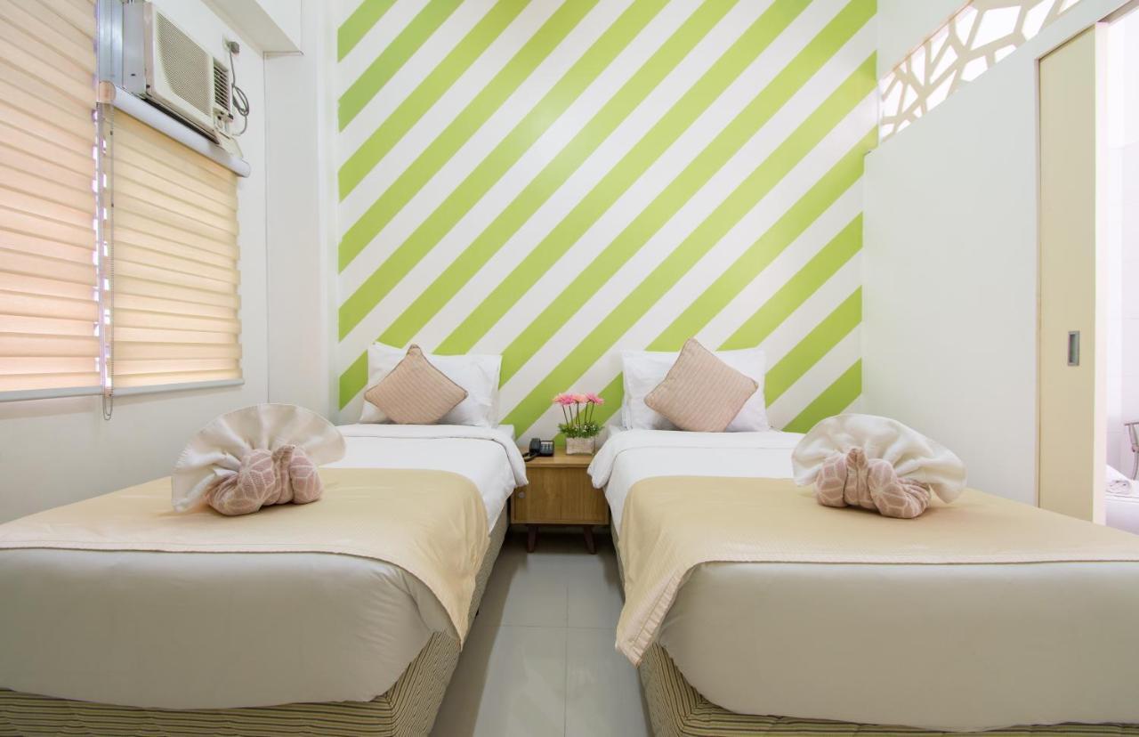 סבו Alicia Tower Residences (Adults Only) מראה חיצוני תמונה