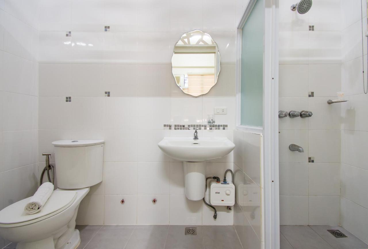 סבו Alicia Tower Residences (Adults Only) מראה חיצוני תמונה