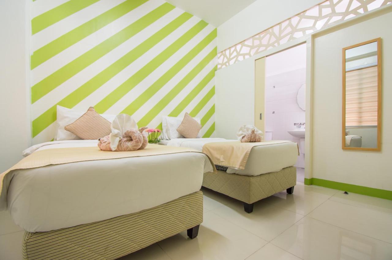 סבו Alicia Tower Residences (Adults Only) מראה חיצוני תמונה